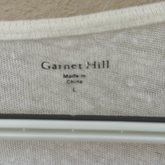 Garnet Hill linen top. Size Large, white. Excellent condition. - Picture 4 of 4
